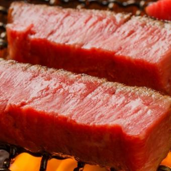 【1日3組限定!特大イベント】宮崎牛と鶏の炭火焼、黒豚のスペアリブ等5480円⇒4980円が食べ放題!