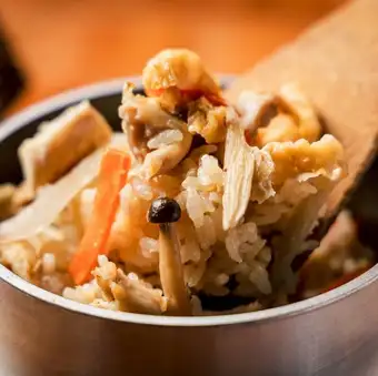 鶏釜飯→期間限定で半額429円(込)☆
