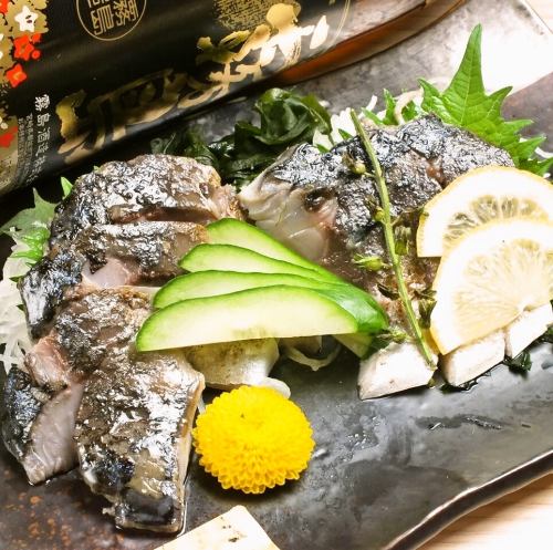 Broiled sushi mackerel