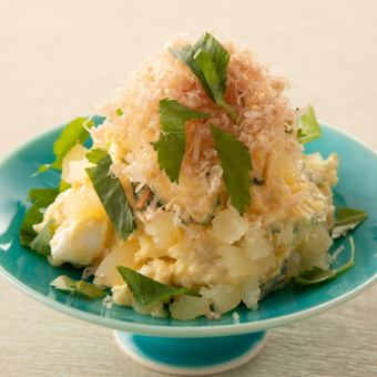 Kazunoko potato salad