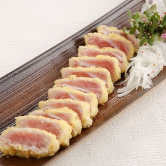 Rare tempura of medium fatty tuna, wasabi oil tailoring