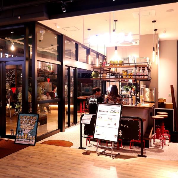 The good location in front of the station makes it suitable for a wide range of occasions, such as quick drinking and dining.We also offer special plans such as "all-you-can-eat and drink" that can be used according to your usage scene. Feel free to use it♪Recommended for after-parties and after-parties!