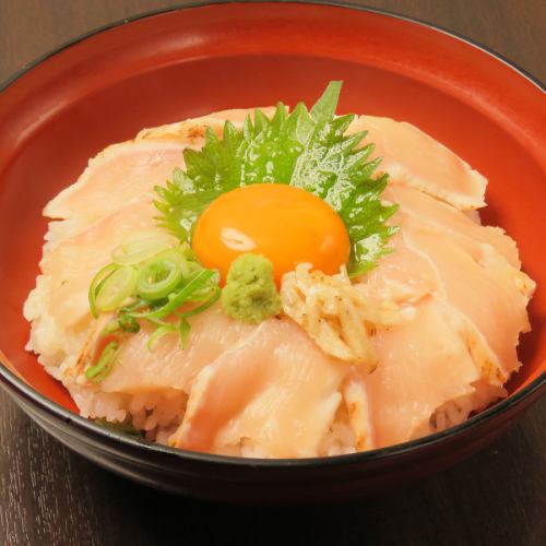 我们使用Homu鸡蛋，即来自相模原饲养的散养鸡的鸡蛋。