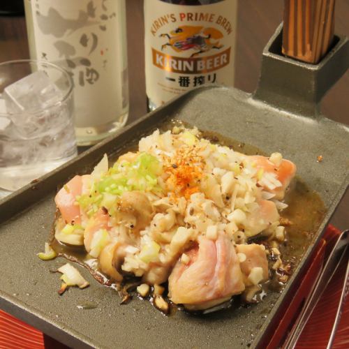 ～鍬焼き～鶏モモ肉のネギ塩焼き