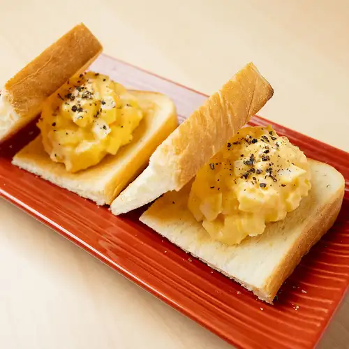 Mini Toast Sandwich with Houmu Eggs