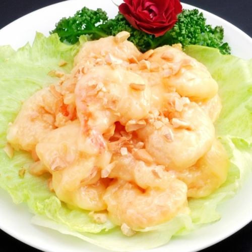 Large shrimp with mayonnaise