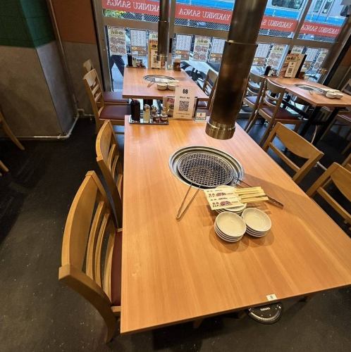 大人数の宴会や飲み会にぴったり！自家製のタレが美味しさの決め手です。甘すぎない絶妙な味わいが、お肉の旨みを引き立てます。みんなで囲む焼肉は、より一層美味しく感じられ、楽しい時間を演出します。厳選されたお肉と自家製タレを組み合わせて、特別なひとときをお楽しみください。