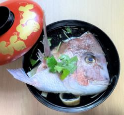 Sea bream daimyo soup (red miso soup)