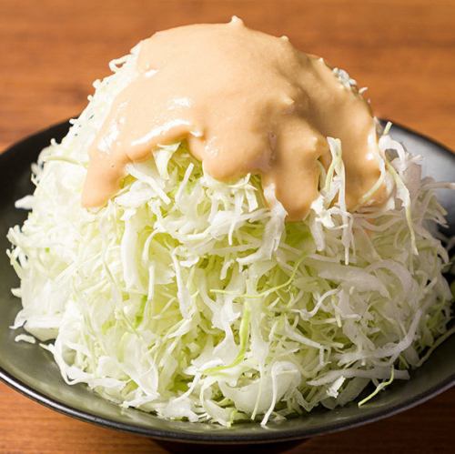 ステーキのセットに付く当店人気のGRALICのサラダ!