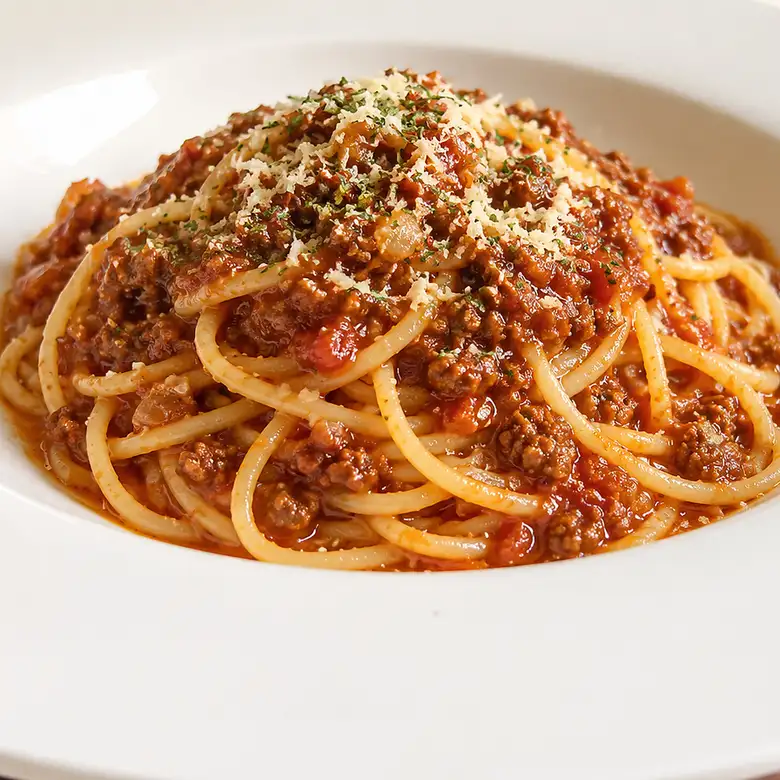 パスタボロネーゼ　和牛ひき肉のミートソース