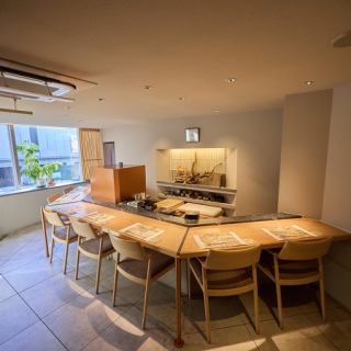 デートやお祝い事などにもピッタリです。