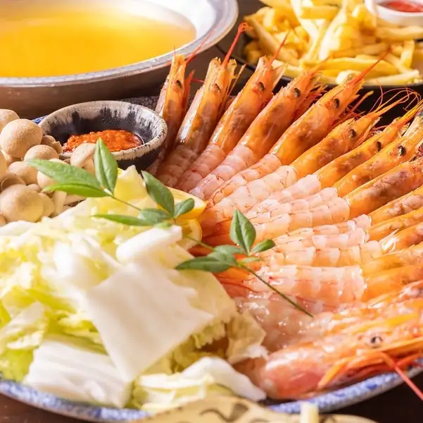 新鮮なお刺身でも食べれるぷりぷりの海老しゃぶです!!一度ご堪能ください。