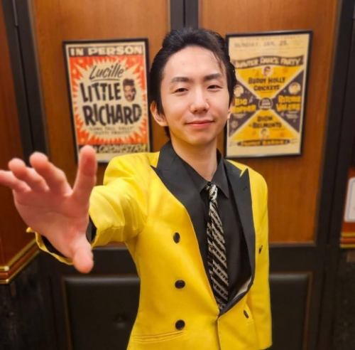 【實習生介紹:春人】
-
隆重介紹主唱 HARUTO,他目前正在努力訓練,準備出道!
-
目前,為了準備她的首秀,她每週二(21:50)在三個舞台上表演,進一步磨練她的表現能力。
-
請大家繼續關注他的成長,他正一步一腳印地朝著夢想穩步前進!感謝大家的支持! 📣
-
#Kentos
#仙台健都
#Haruto
#Haruto
#實習生
#挑戰 首次亮相
-
#仙台酒吧#仙台現場#國分町酒吧
-
#Live house #Oldies #美國流行音樂 #Rock and roll
-
#現場表演 #現場表演 #1950s #1960s
#想和喜歡舞蹈的人交流 #想和喜歡現場表演的人交流 #想和喜歡仙台的人交流