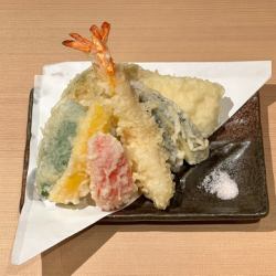 本日の天ぷら盛合せ