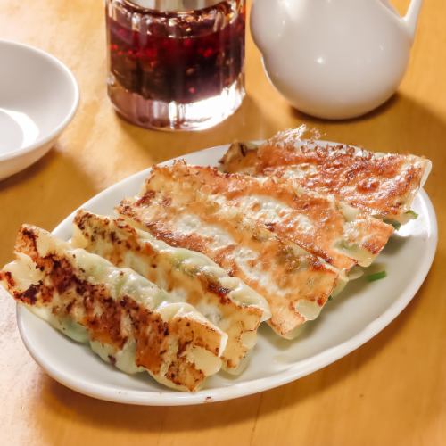 名物にらギョーザ （５ヶ）