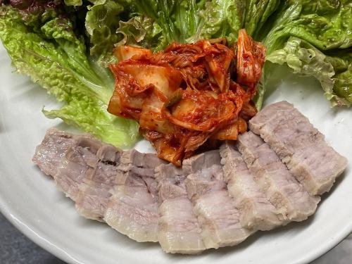 boiled pork kimchi