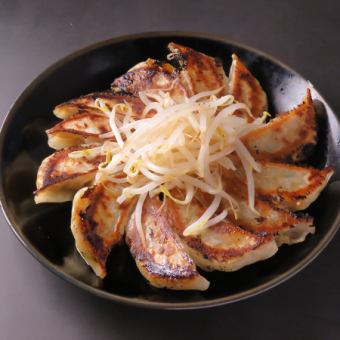 餃子6/12個