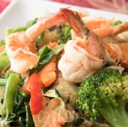 Broccoli and shrimp stir fry