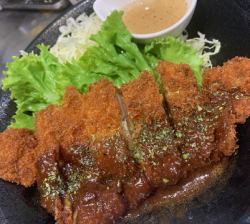 自家製デミのチキンカツ