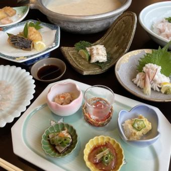 Pike conger hot pot course: 6900 yen