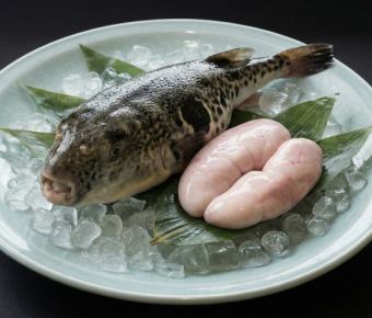 Course featuring late-season pufferfish milt: 13,000 yen