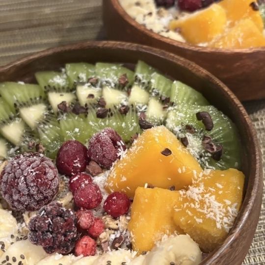 【10/1, 8(수) 개최◎】수요일 한정 카페♪런치 그릇이나 아사이 그릇을 즐길 수 있습니다◎
