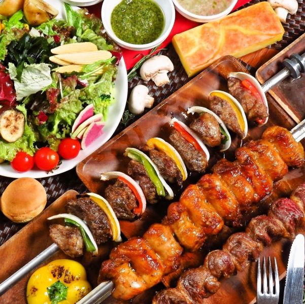 Churrasco Restaurant ALEGRIA 【热带风情，在各种SNS和口碑上很受欢迎】当着您的面切新鲜的烤肉，想吃多少就吃多少！