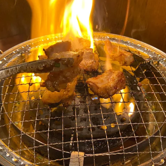 厳選したお肉をお手頃価格でご提供！お得な盛合せもご用意♪