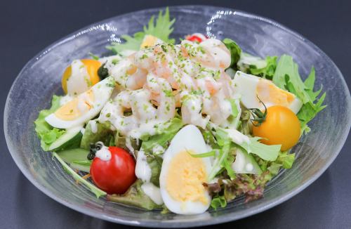 海老と卵のシーザーサラダ
