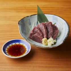 特上馬刺し盛り(モモ・ヒレ)