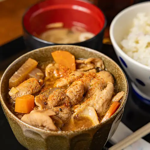 【本格的なフィリピン料理をご用意】