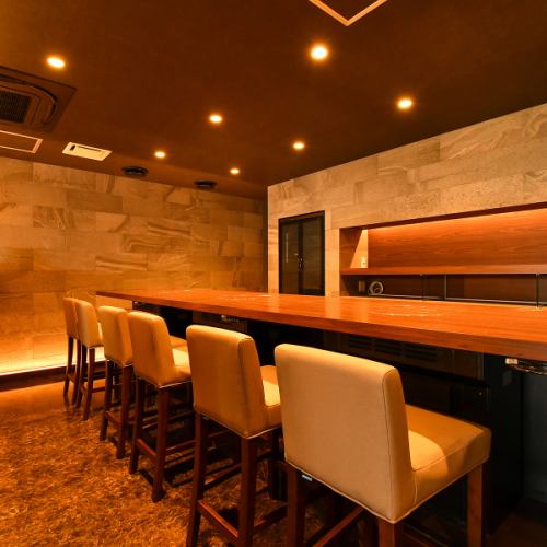 There is also a counter in the atmosphere! There is also a trendy one-person yakiniku ♪