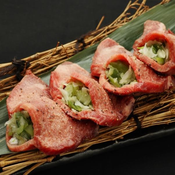 【うましタン】当店1番の名物！分厚いタンと塩ダレネギのハーモニーが広がる贅沢な一品◎