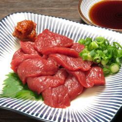 [Horse sashimi] delivered directly from Aizu