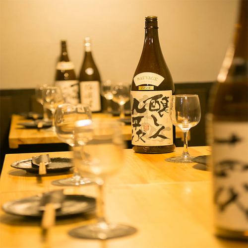 A private room for a small number of people is recommended for two people who want to talk carefully [Tennoji Izakaya Private Room Birthday Meat All-you-can-drink Motsunabe Seafood Meat Sushi Sake Yakitori Kushikatsu]