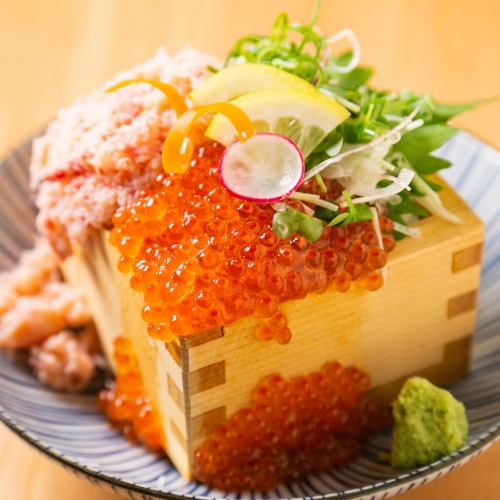 Whitebait and salmon roe overflow sushi / Crab and salmon roe overflow sushi / Sea urchin and salmon roe overflow sushi / Beef and salmon roe overflow sushi