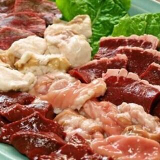 【2時間飲み放題付き!】焼物5種に、キムチやサラダなども付いたお得なプラン 6100円(税込)