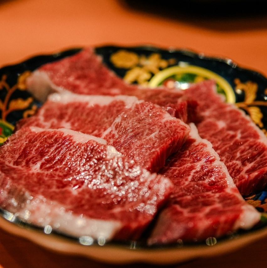 厳選した但馬牛ホルモンやハラミなどをお楽しみいただけます！