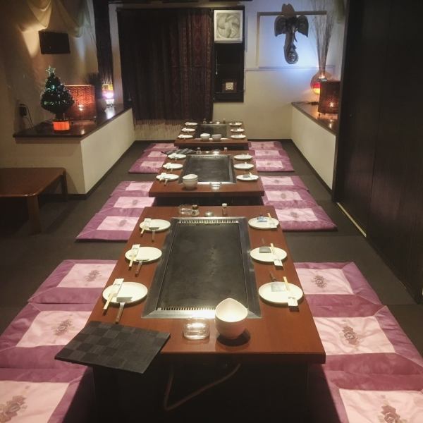 ≪Consult us for charters, banquets, etc.≫ There is one private room that can be used by 5 to 8 people.You can spend a relaxing time in the sunken kotatsu style.Perfect for special occasions such as birthdays and anniversaries.We accept reservations for 22 to 23 people.Please feel free to contact us in advance.
