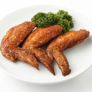 Deep-fried chicken / Fried chicken wings