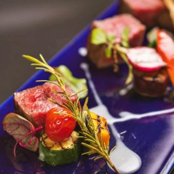 요리만 <고기 카이세츠 홍매우 고바이> 말자기 와규 등