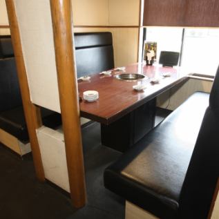 There are semi-private rooms and private rooms for table seats.