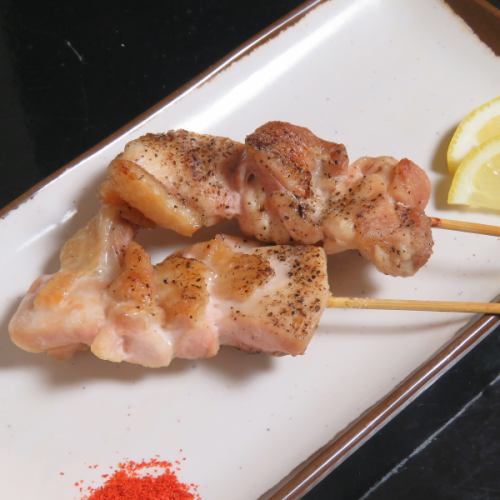八金地鶏串焼き　塩　2本