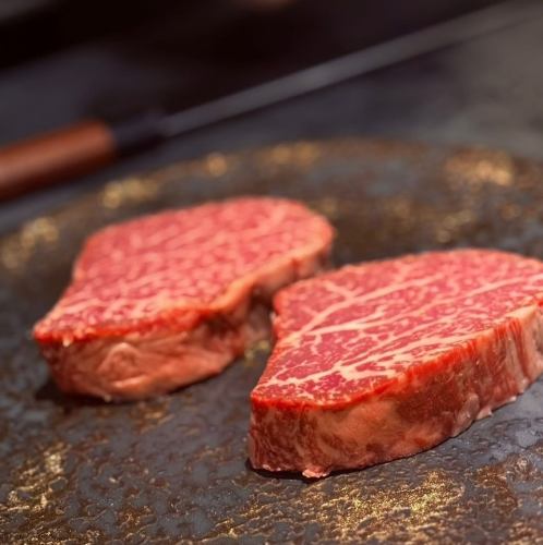 厳選して仕入れた肉！仕入れにこだわっています◎