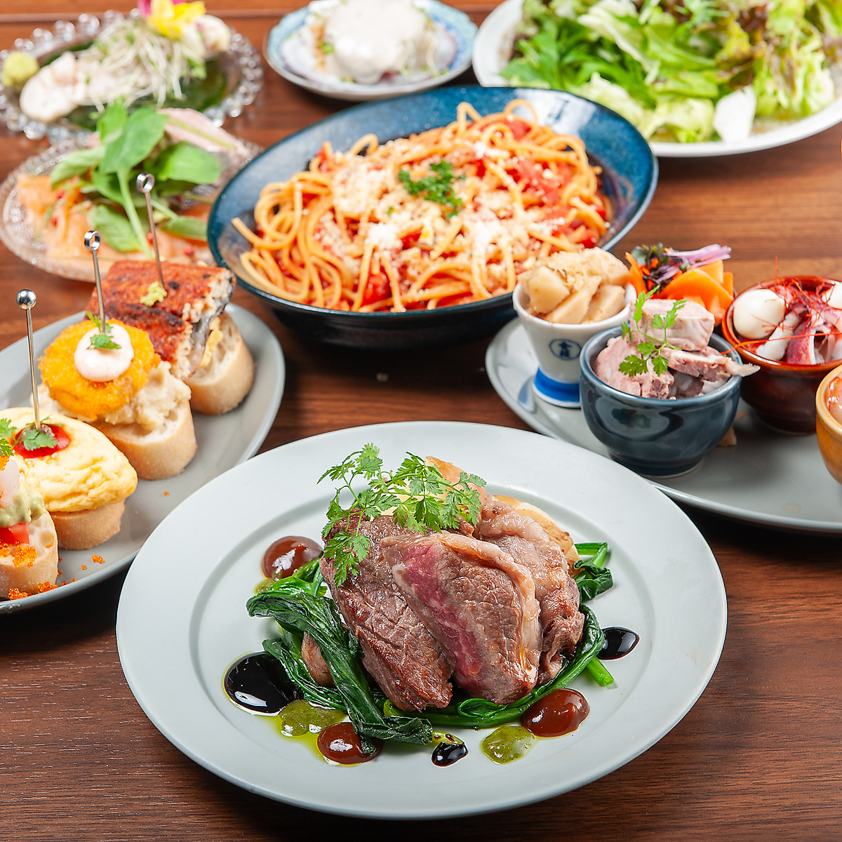 「はらぺこ食堂」自慢の料理の数々でお腹を満たし、満腹になって帰りませんか♪