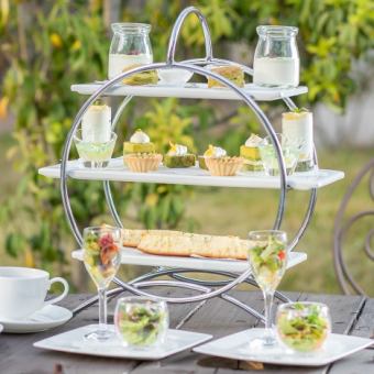 [11:00] From May 2nd: Green Afternoon Tea Set *Reservation required by the day before
