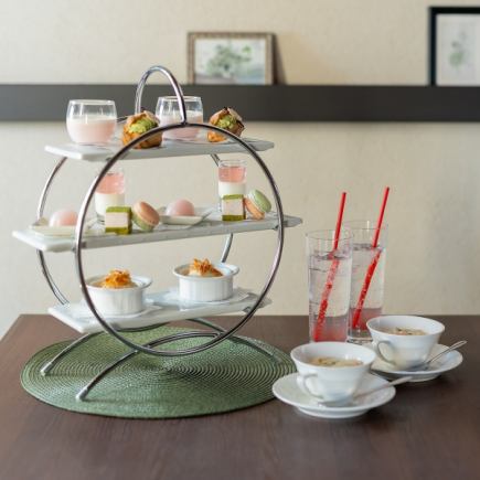 <April Only> SAKURA Afternoon Tea Set *Reservations required by the day before