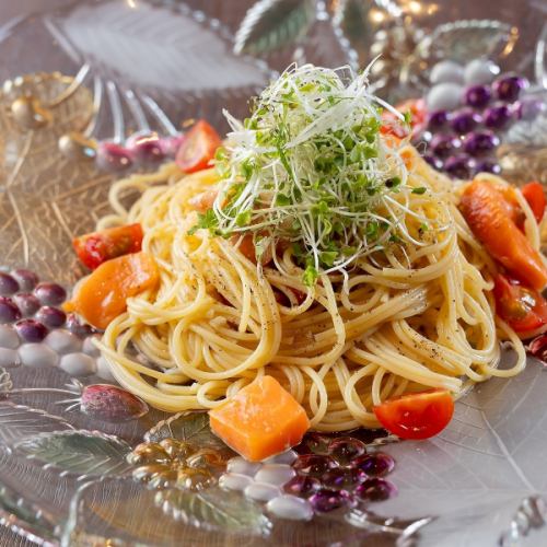 サーモンとトマトの和風冷製パスタ
