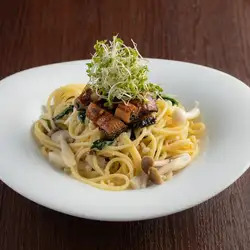 炙り鰻と山葵バターの和風パスタ +¥550(税込)