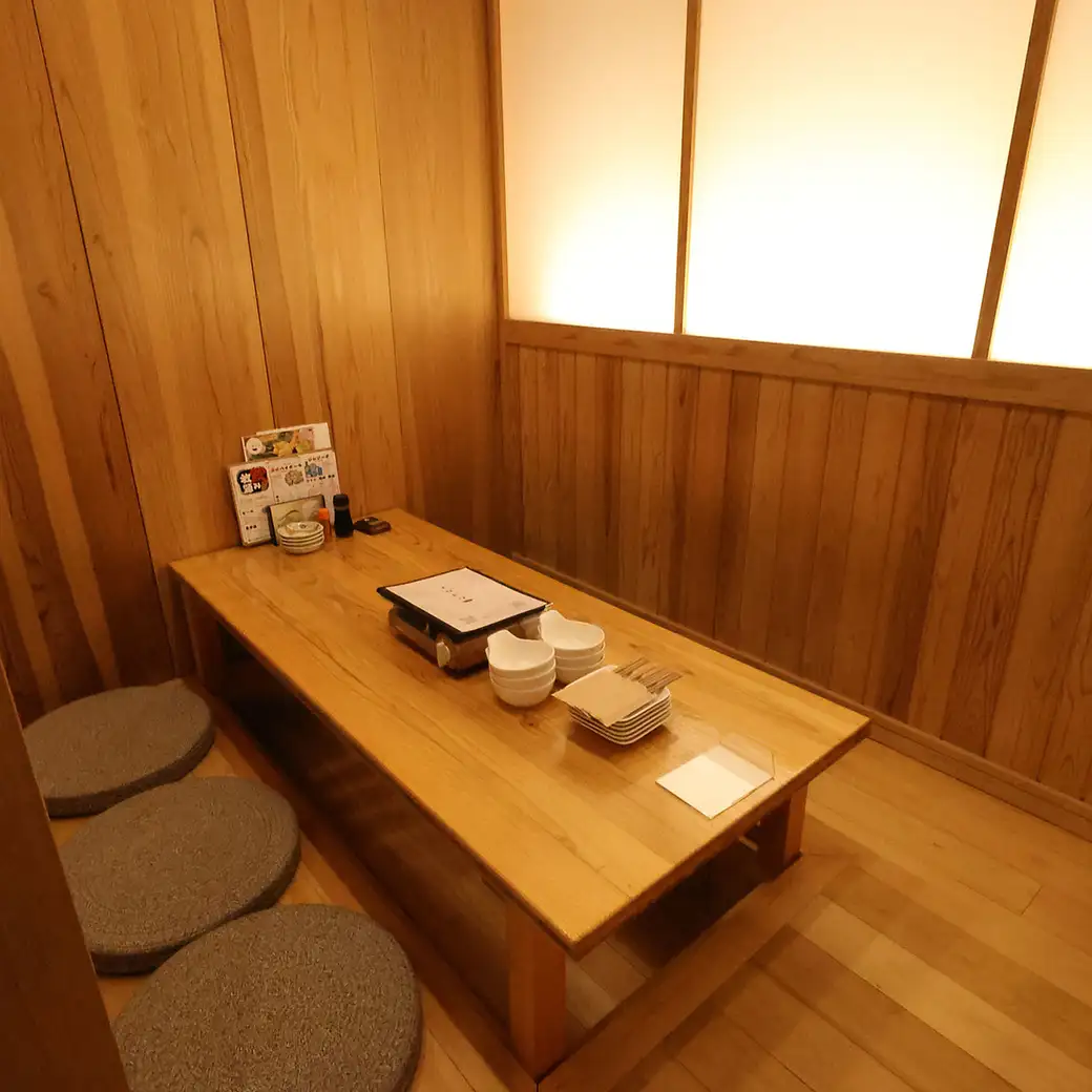 落ち着いた雰囲気の中で絶品料理をご提供いたします
